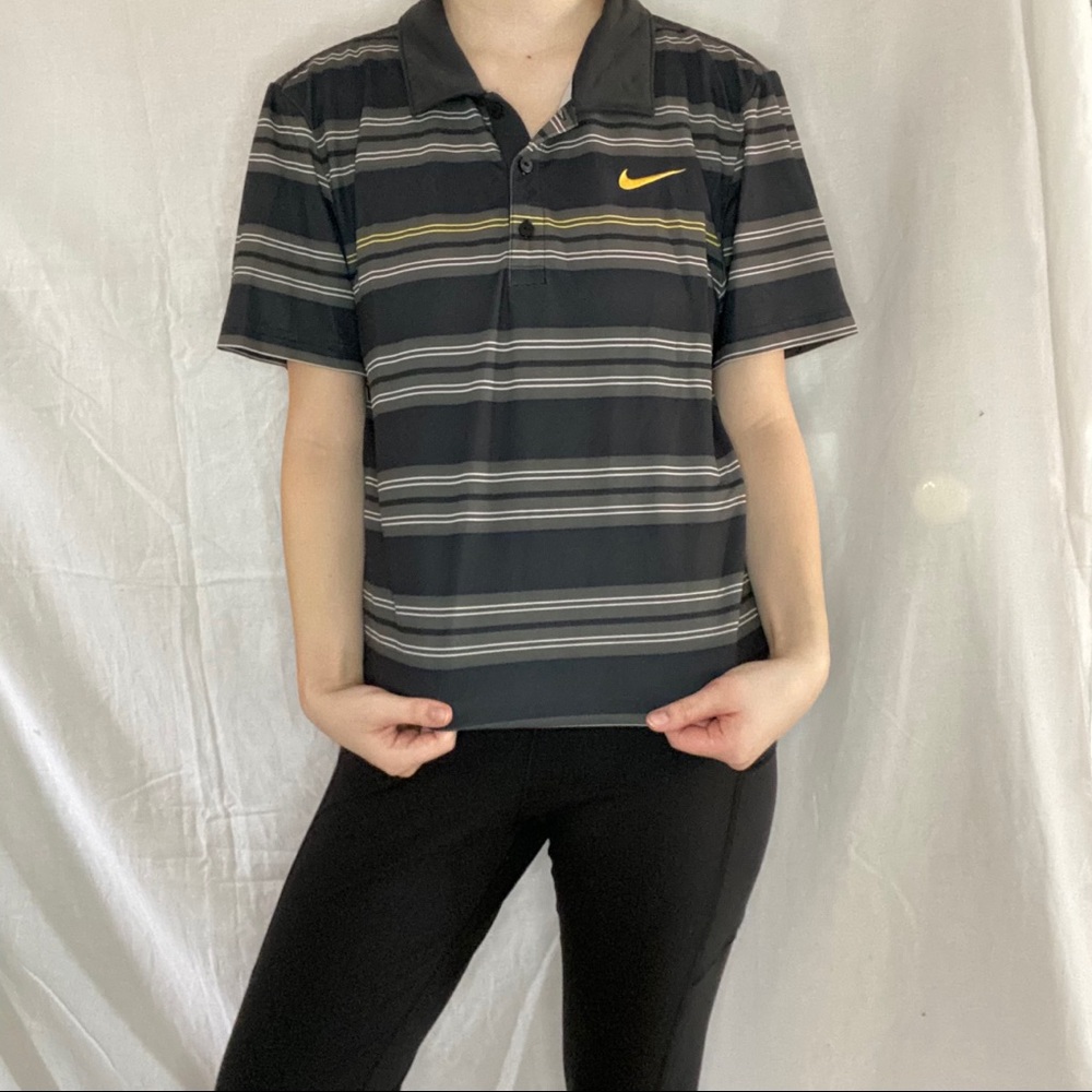 Nike Dry-Fit Men’s Collared Striped Shirt